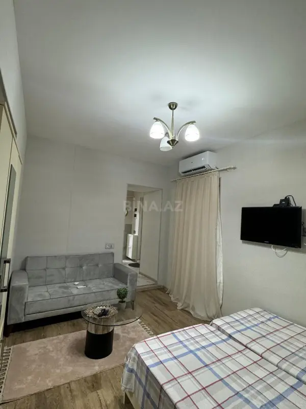 Satılır 1 otaqlı mənzil 35 m²