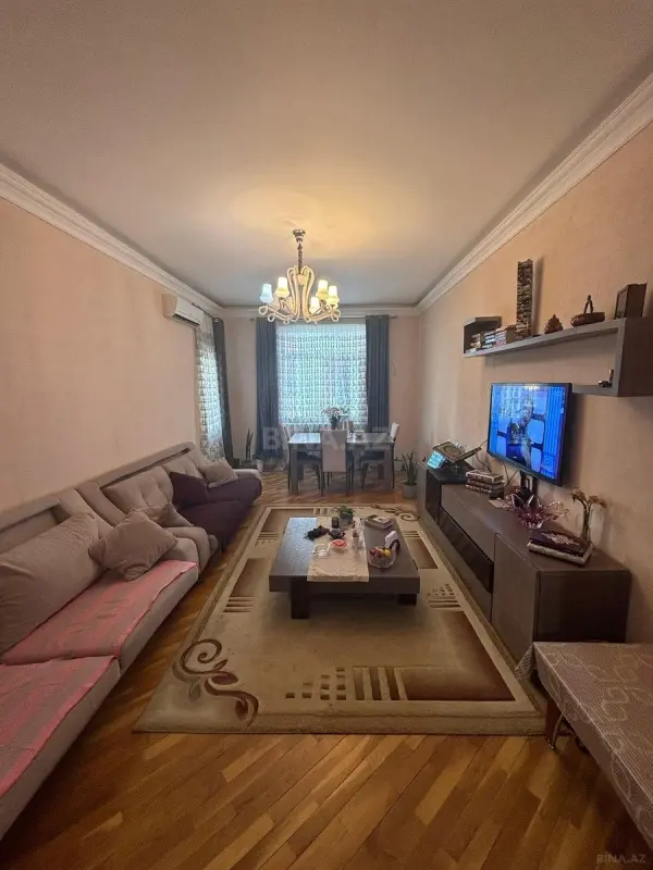 Satılır 3 otaqlı mənzil 104 m²