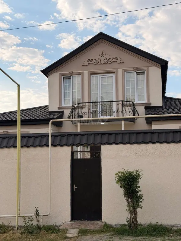 Kirayə verilir 5 otaqlı həyət evi 220 m²
