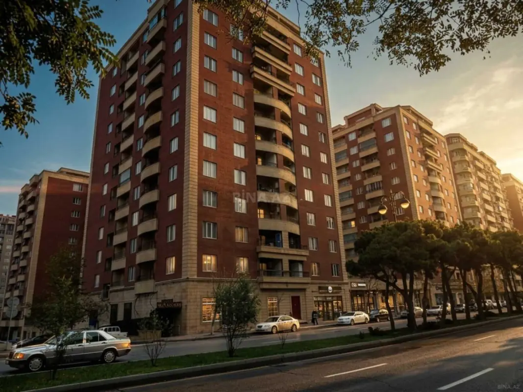 Satılır 3 otaqlı mənzil 118 m²