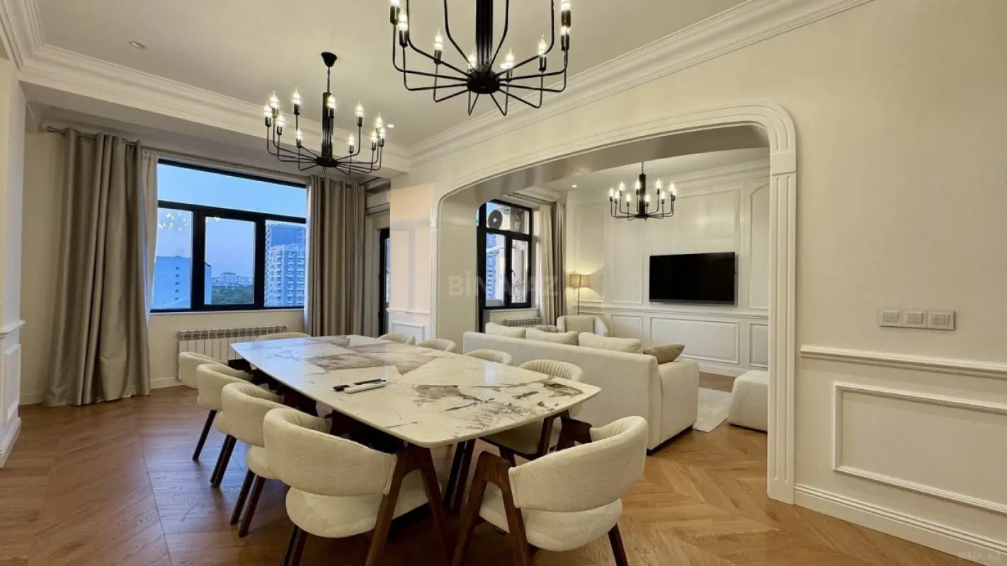 Satılır 2 otaqlı mənzil 100 m²