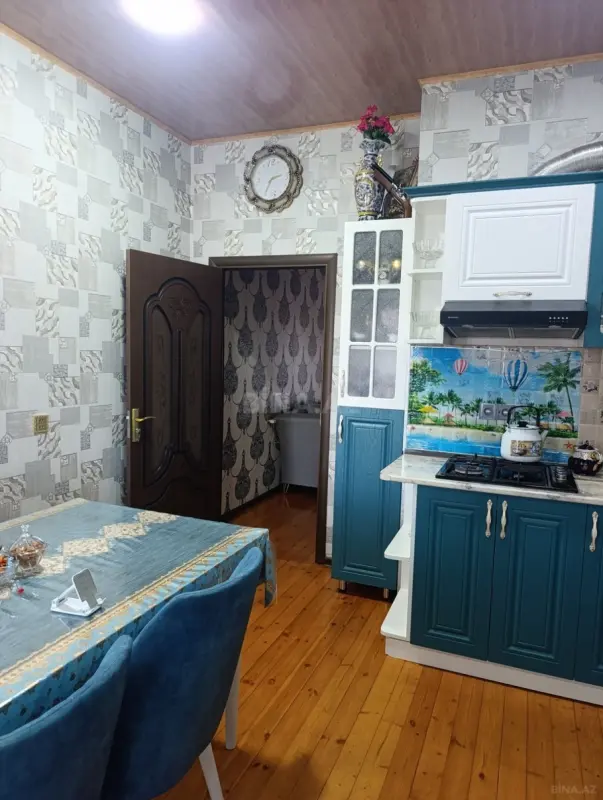Satılır 3 otaqlı mənzil 118 m²