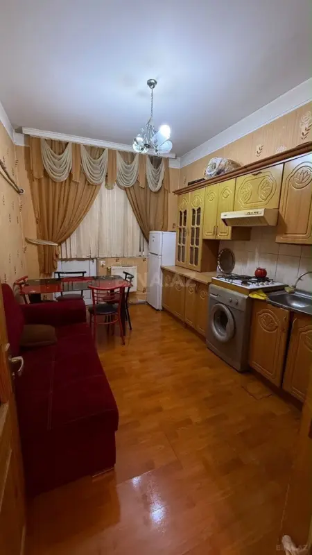 Satılır 3 otaqlı mənzil 75 m²