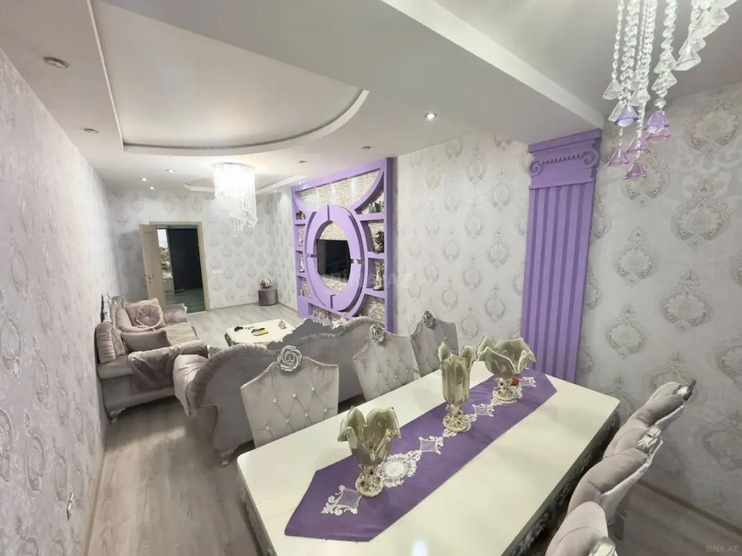Satılır 3 otaqlı mənzil 136 m²
