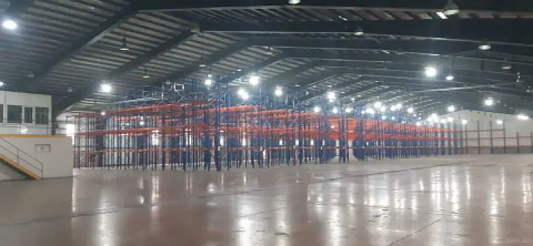 Kirayə verilir obyekt 6400 m² — Bakı 6400.00 m²