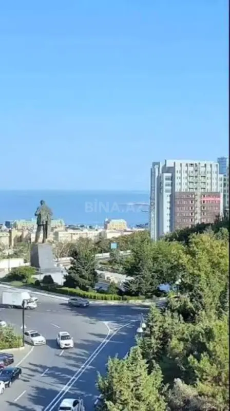 Satılır 3 otaqlı mənzil 75 m²