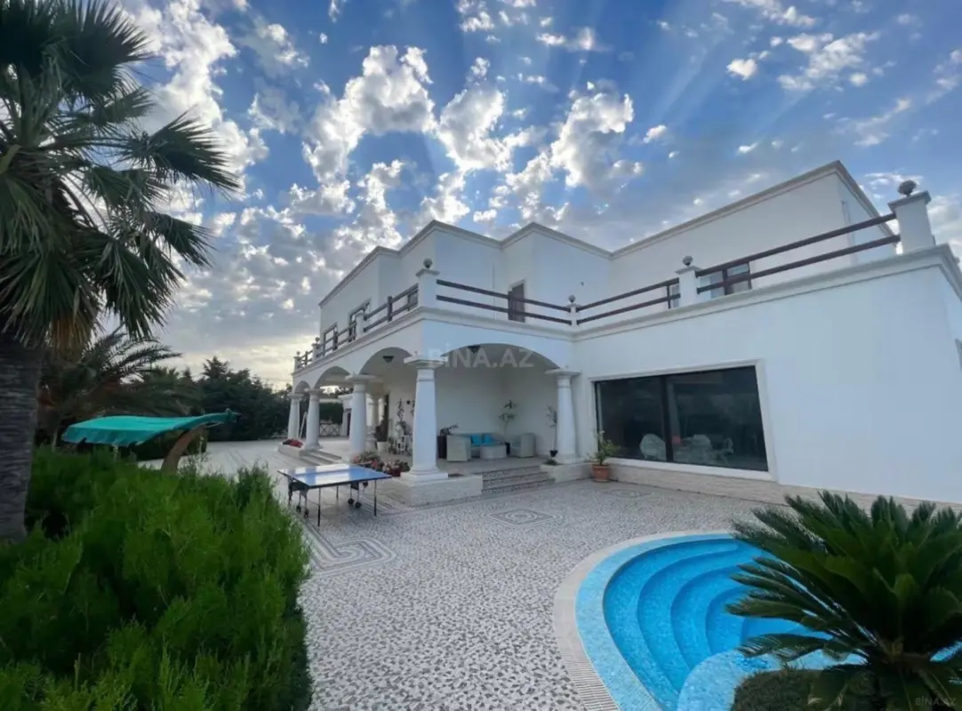 Kirayə verilir 6 otaqlı həyət evi 500 m²