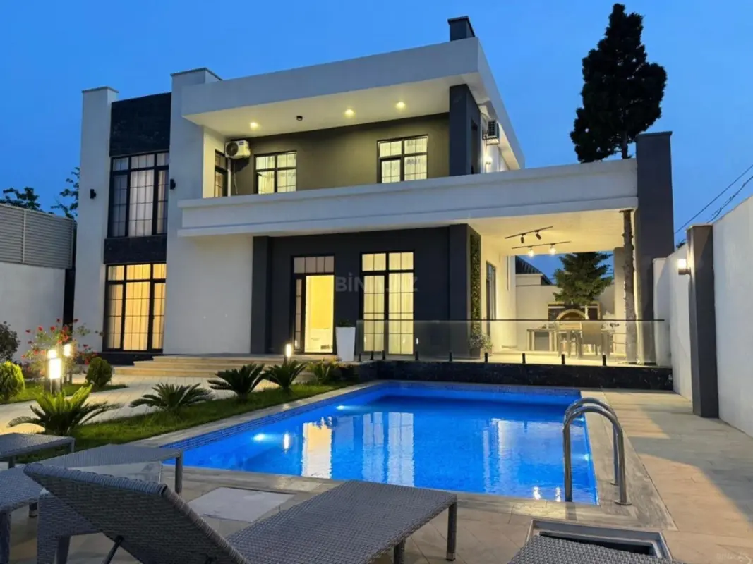 Kirayə verilir 5 otaqlı həyət evi 390 m²