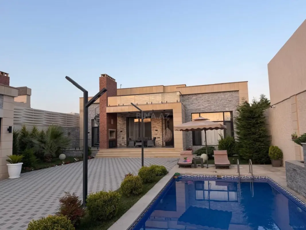 Kirayə verilir 4 otaqlı həyət evi 250 m²