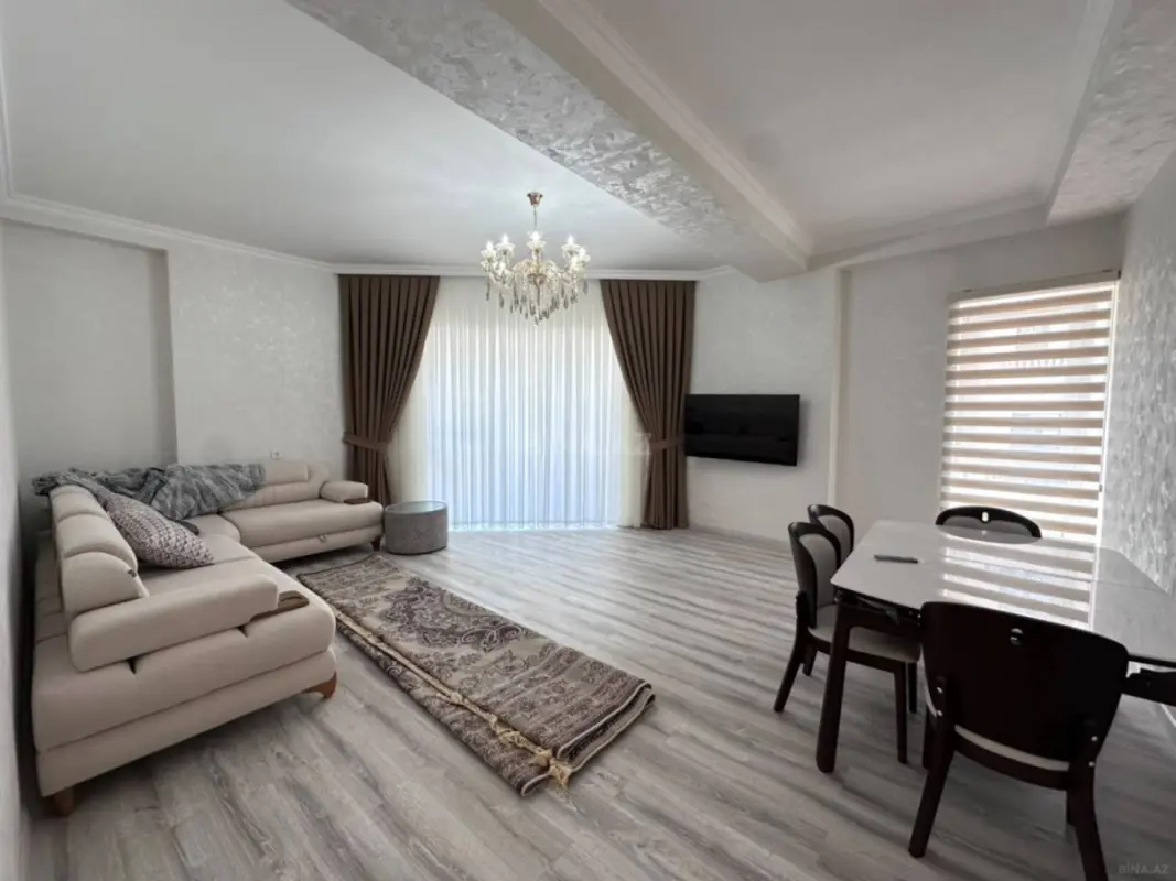 Kirayə verilir 3 otaqlı mənzil 125 m²