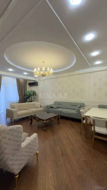 Kirayə verilir 3 otaqlı mənzil 135 m²