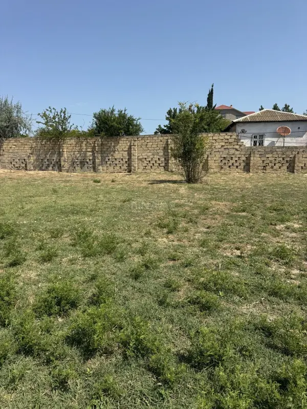 Satılır torpaq sahəsi 2 m²