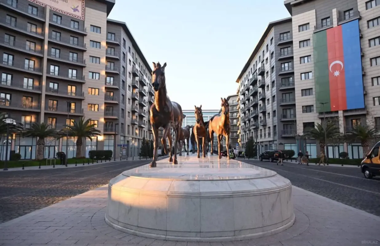 Satılır 3 otaqlı mənzil 110 m²