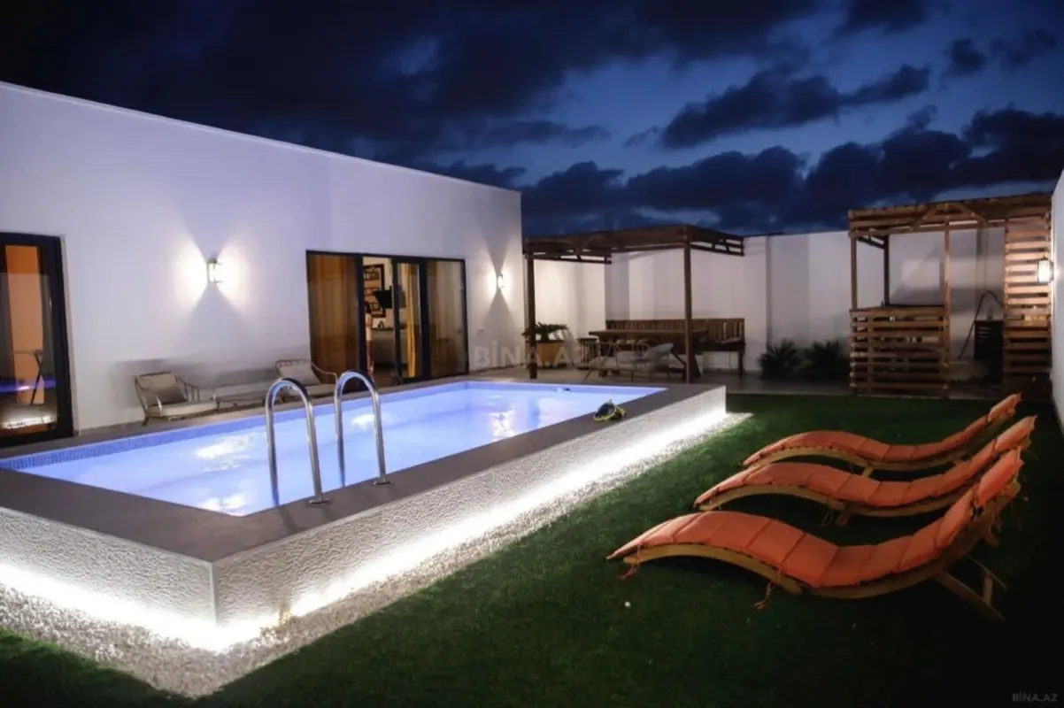 Kirayə verilir 4 otaqlı həyət evi 250 m²