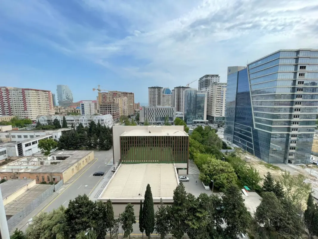 Kirayə verilir 2 otaqlı mənzil 95 m²