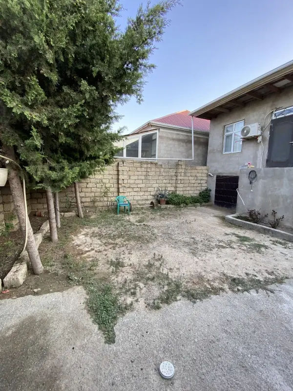 Satılır 4 otaqlı həyət evi 120 m²