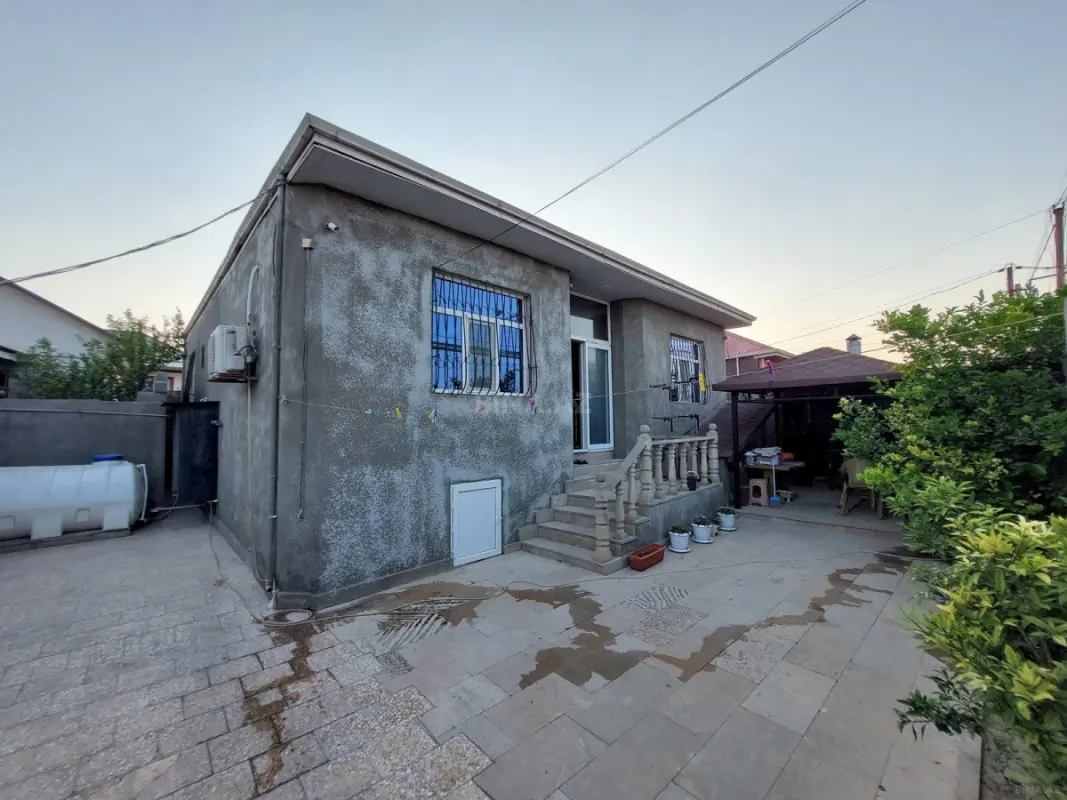 Satılır 4 otaqlı həyət evi 110 m²
