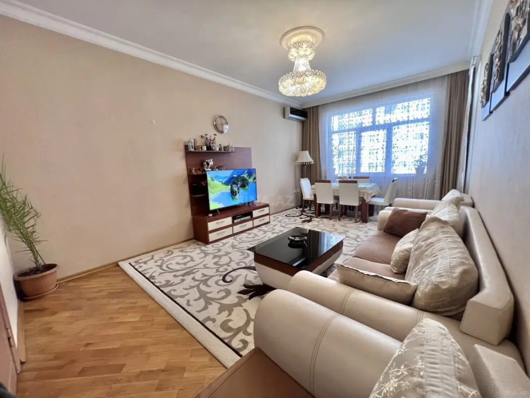 Satılır 2 otaqlı mənzil 91 m²