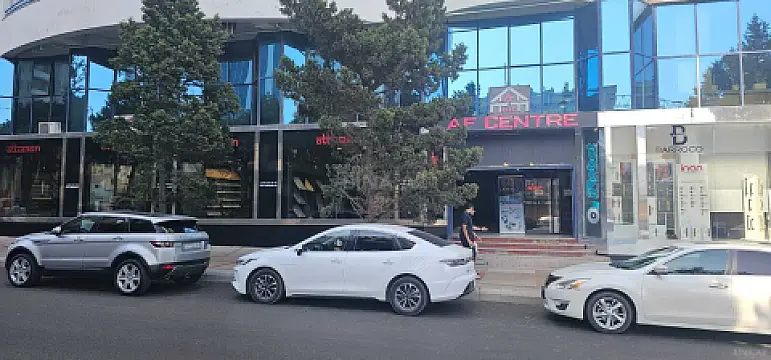Kirayə verilir obyekt 1200 m² — Bakı 1200.00 m²