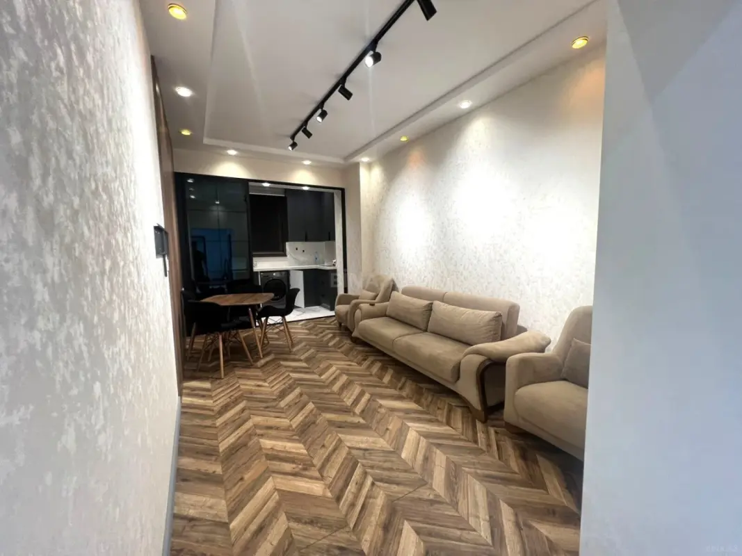 Kirayə verilir 2 otaqlı mənzil 59 m²