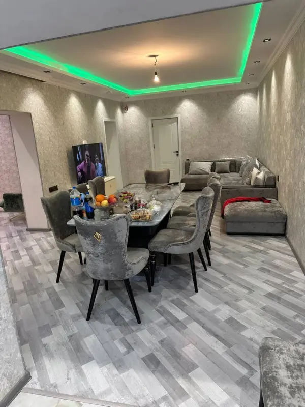 Satılır 6 otaqlı həyət evi 232 m²