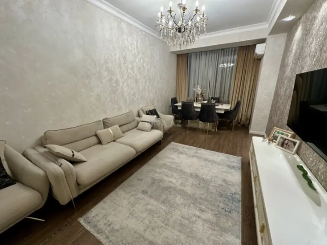 Satılır 3 otaqlı mənzil 120 m²