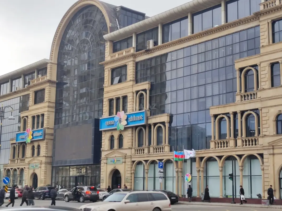 Satılır 3 otaqlı mənzil 77 m²