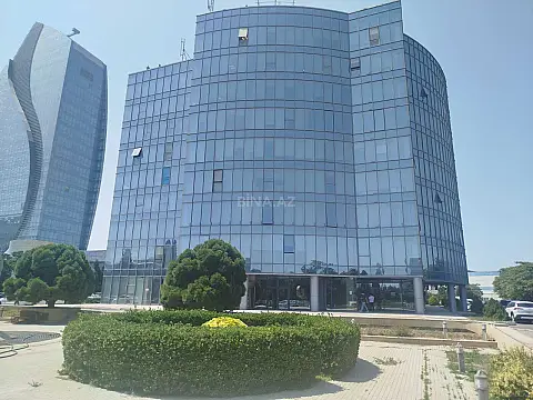Kirayə verilir obyekt 226 m² — Bakı 226.00 m²