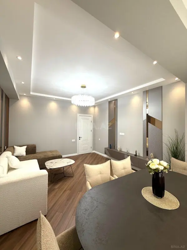 Satılır 3 otaqlı mənzil 113 m²