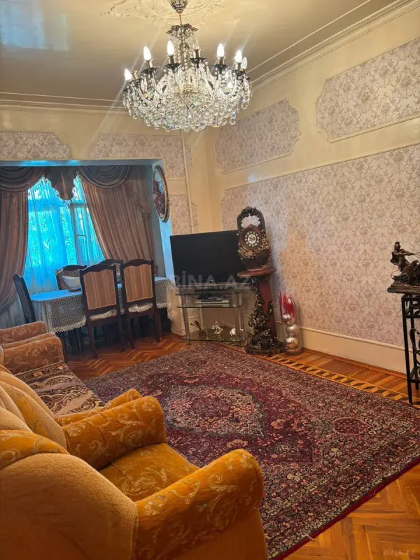 Satılır 3 otaqlı mənzil 90 m²