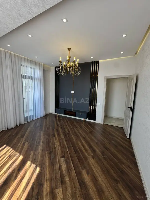Satılır 2 otaqlı mənzil 71 m²