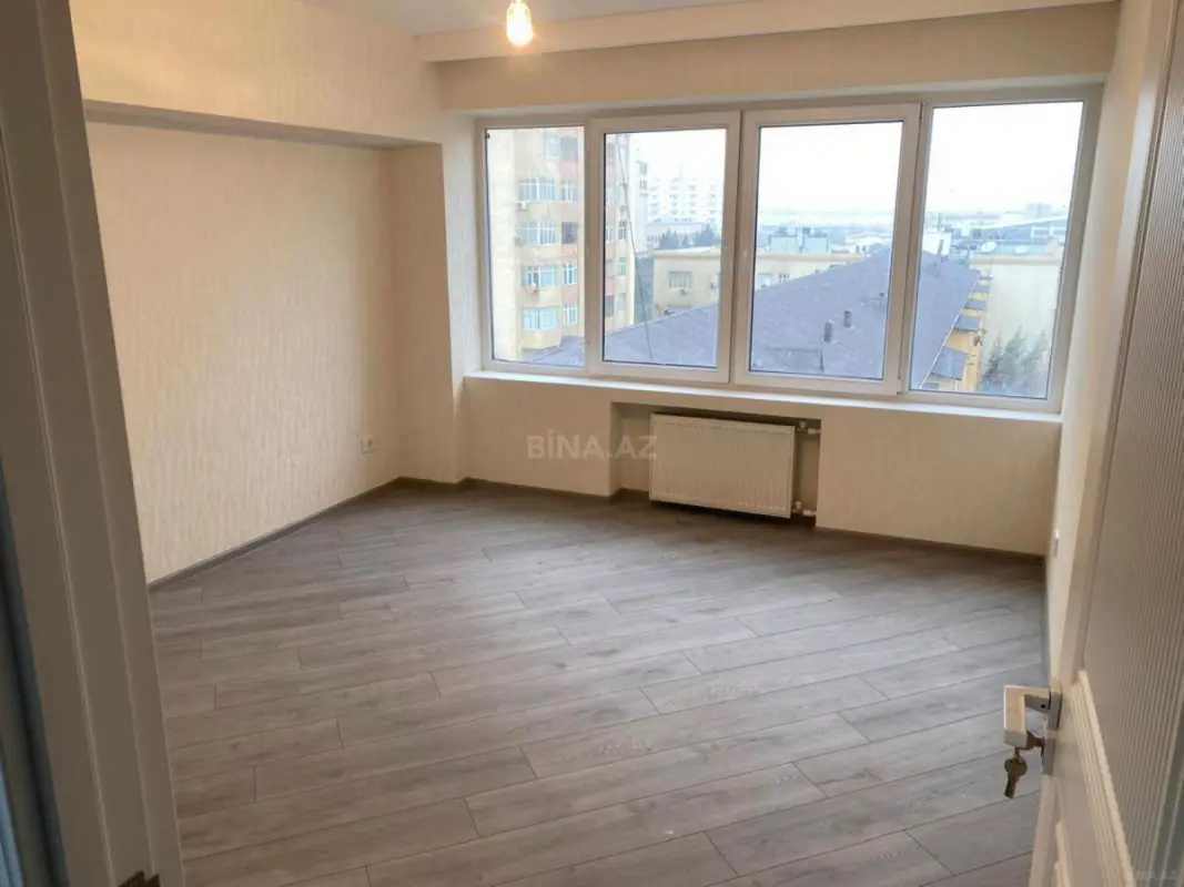 Satılır 2 otaqlı mənzil 75 m²