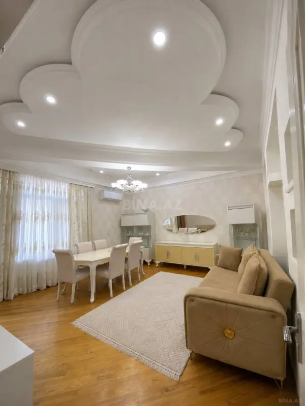 Satılır 3 otaqlı mənzil 115 m²
