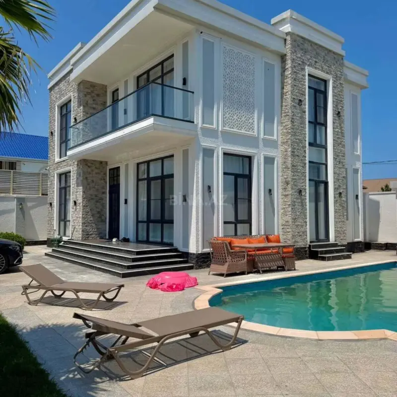 Satılır 4 otaqlı həyət evi 250 m²