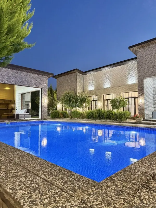 Satılır 5 otaqlı həyət evi 270 m²