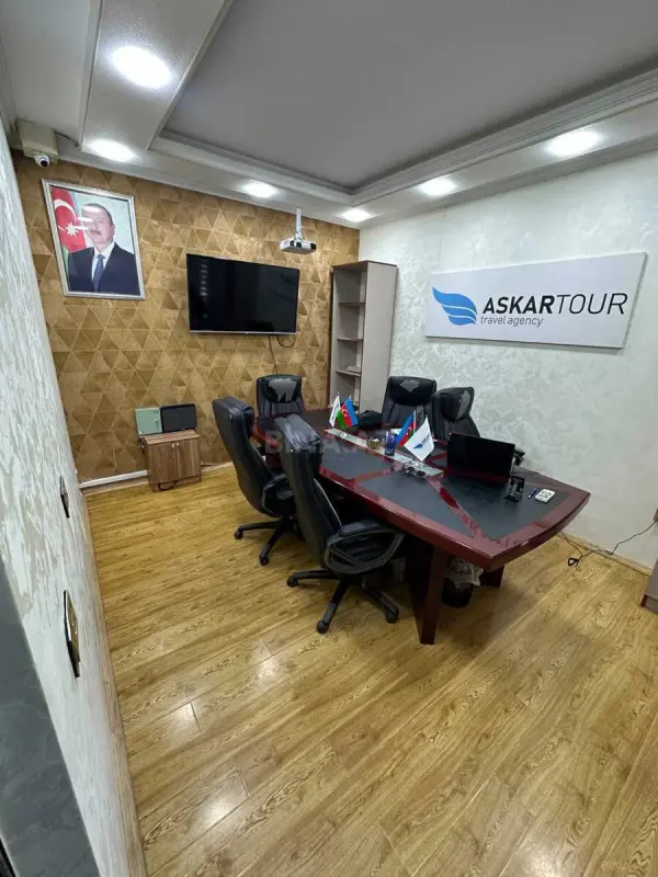 Kirayə verilir 4 otaqlı ofis 80 m²