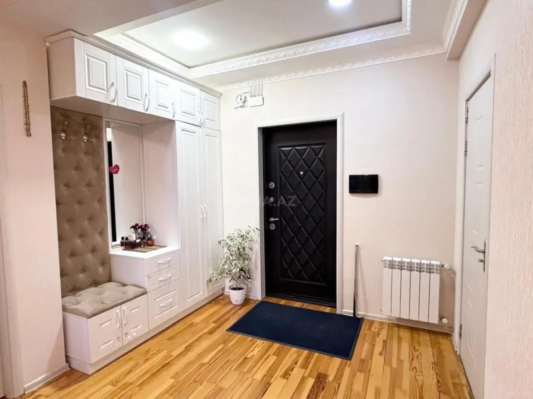 Satılır 3 otaqlı mənzil 87 m²