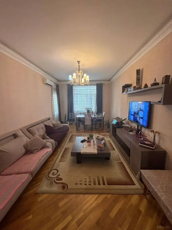Satılır 3 otaqlı mənzil 104 m²