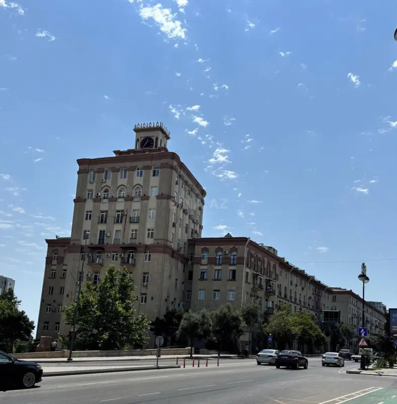 Satılır 2 otaqlı mənzil 60 m²