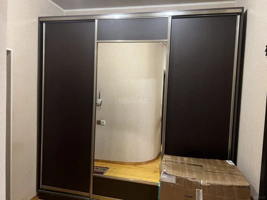 Satılır 2 otaqlı mənzil 63 m²
