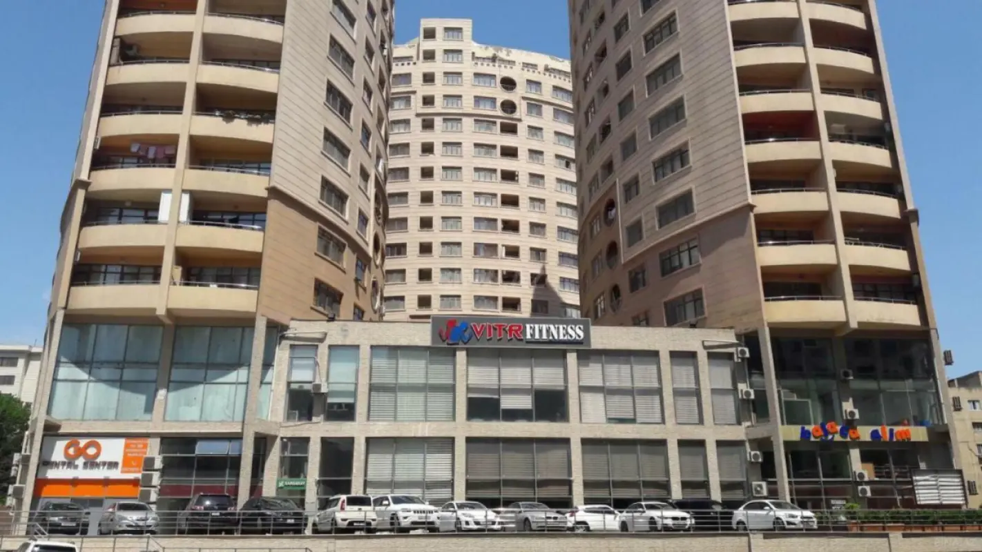 Satılır 2 otaqlı mənzil 80 m²