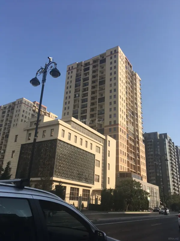 Kirayə verilir 2 otaqlı mənzil 100 m²