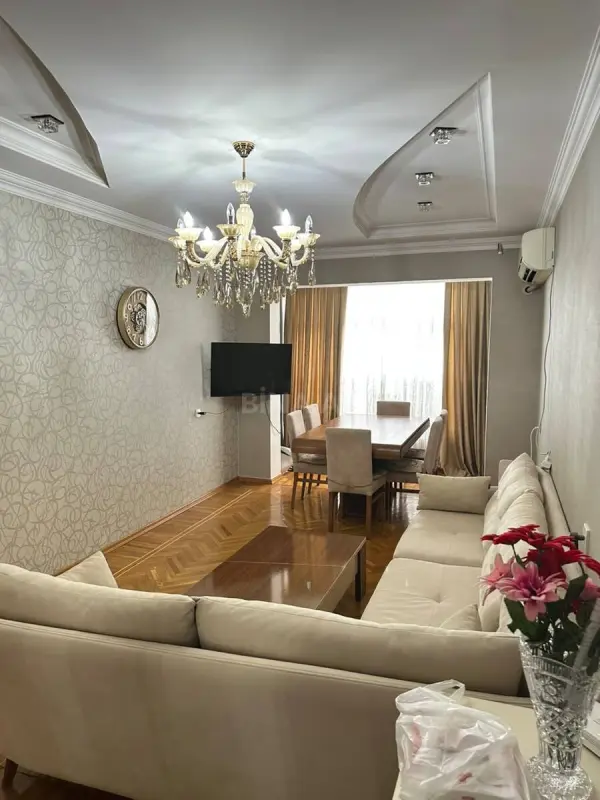Satılır 3 otaqlı mənzil 85 m²