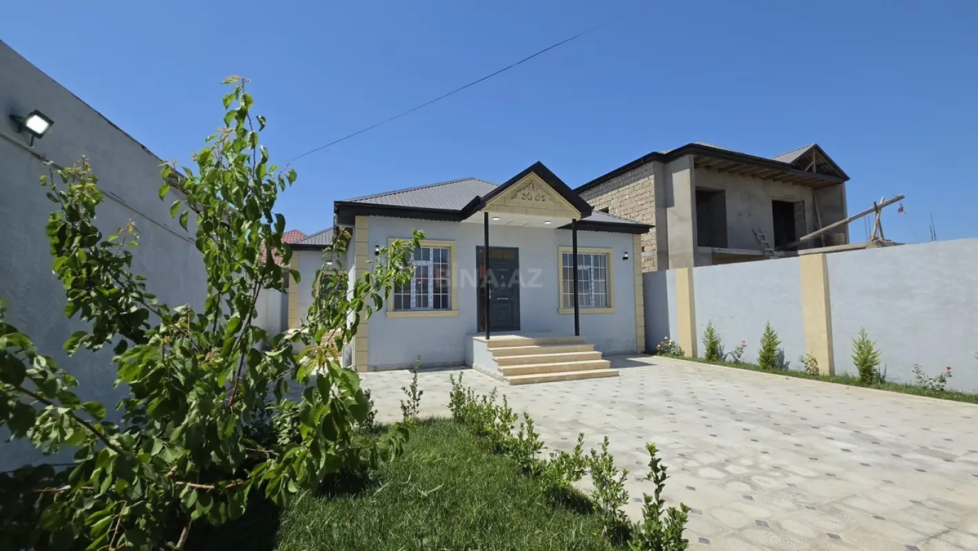 Satılır 4 otaqlı həyət evi 120 m²