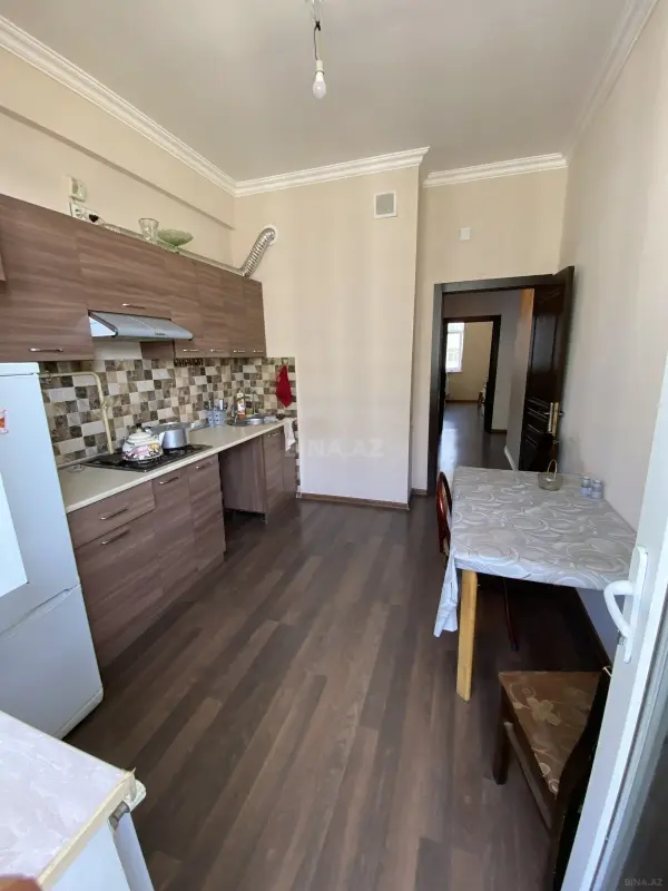 Satılır 3 otaqlı mənzil 77 m²