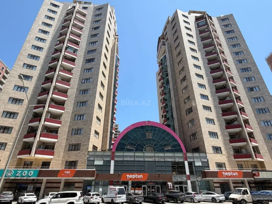 Satılır 2 otaqlı mənzil 98 m²
