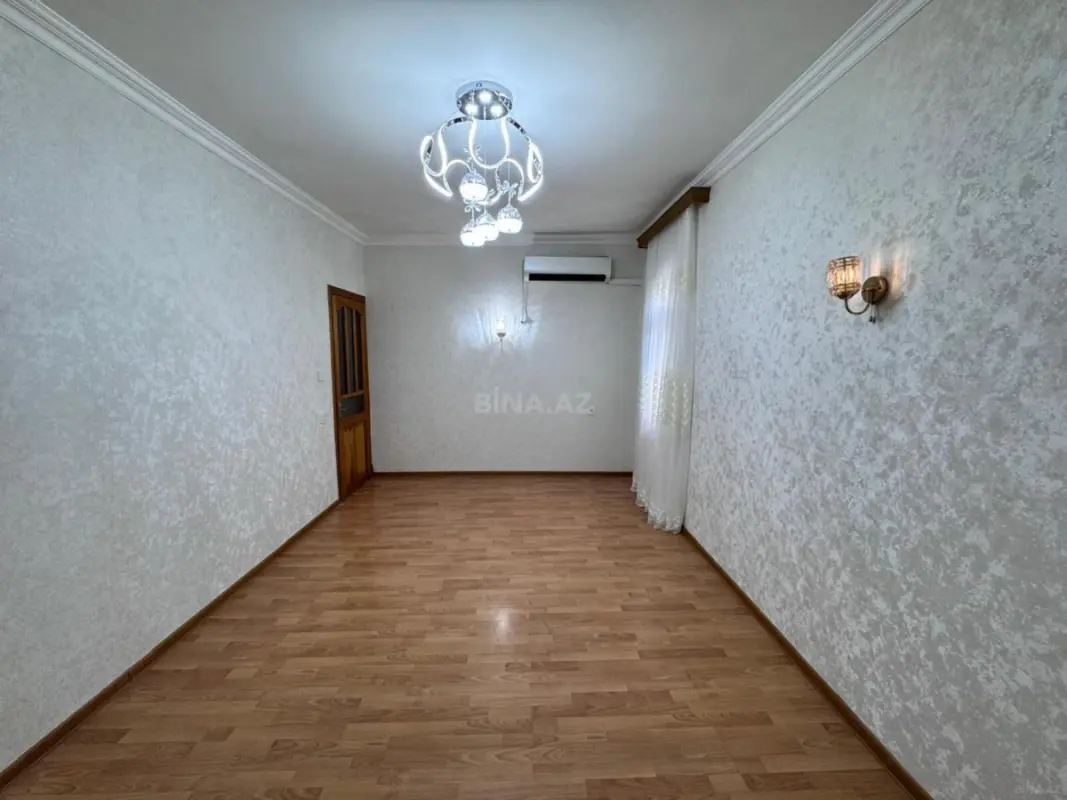 Satılır 2 otaqlı mənzil 52 m²
