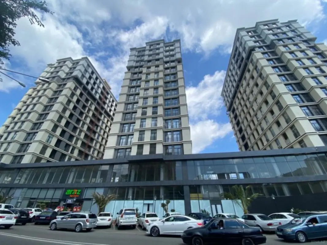 Satılır 2 otaqlı mənzil 55 m²