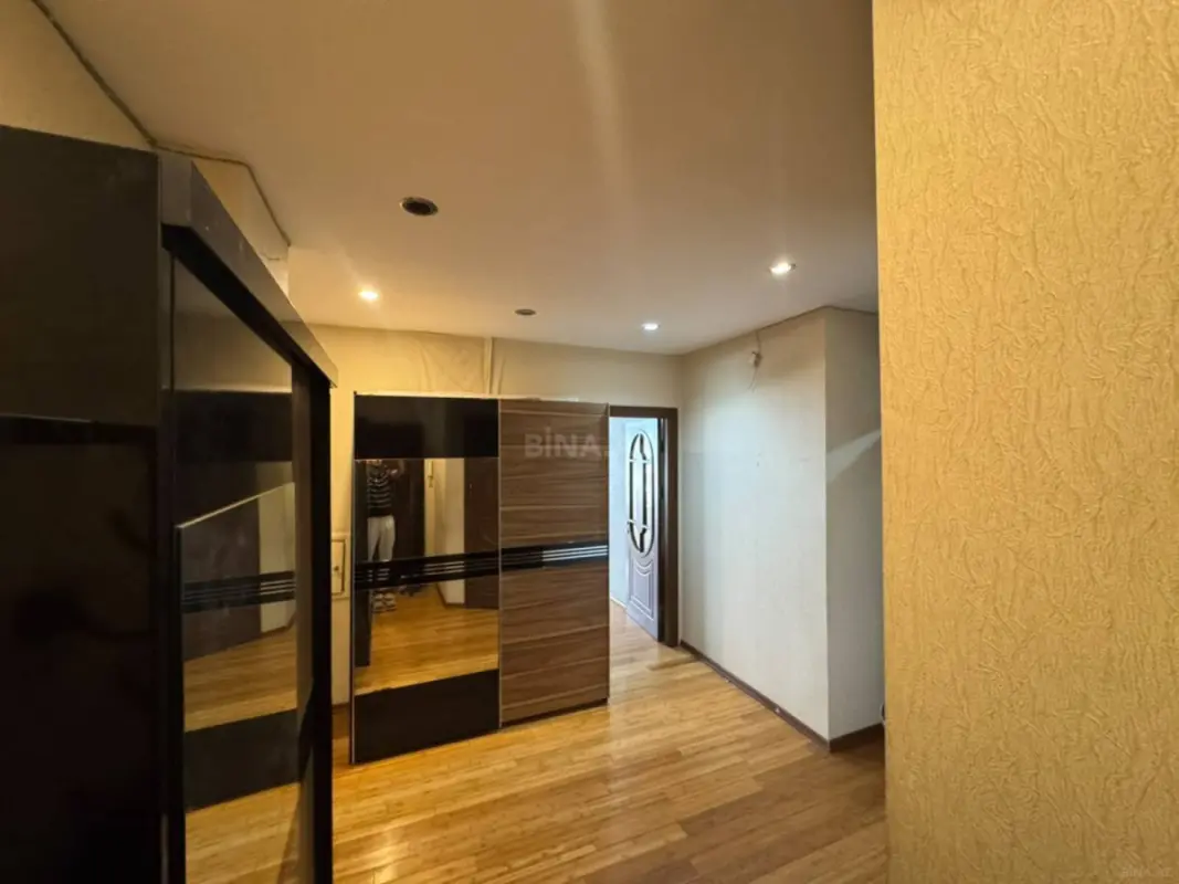 Satılır 3 otaqlı mənzil 87 m²