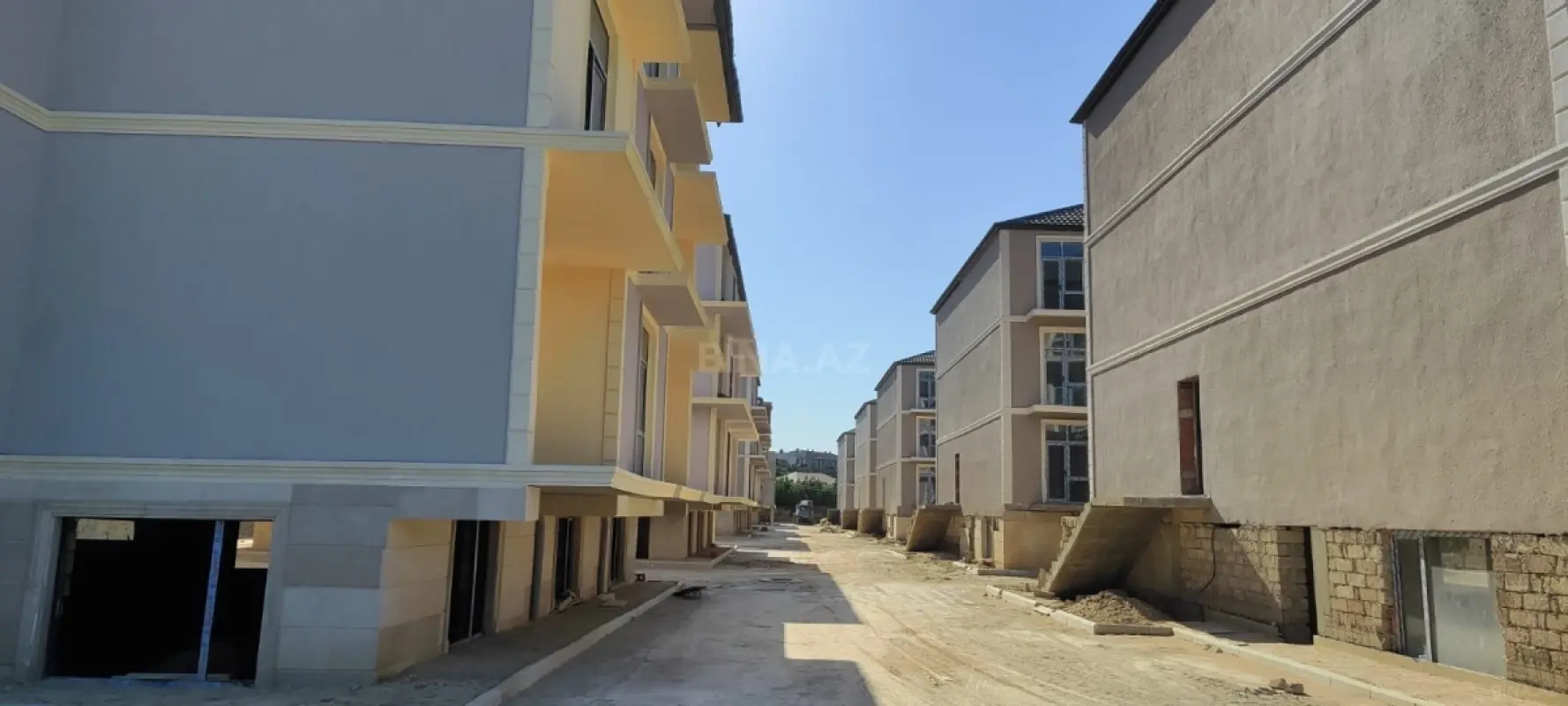 Satılır 2 otaqlı mənzil 58 m²